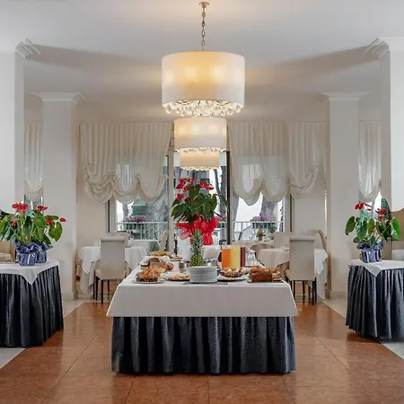 Plaza Μιλάνο Μαριτίμα