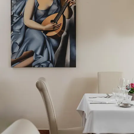 Plaza Ξενοδοχείο 3*