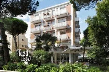 Plaza 3*